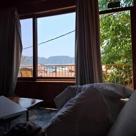 Kekova Hassan Pansiyonn 公寓式酒店 代姆雷