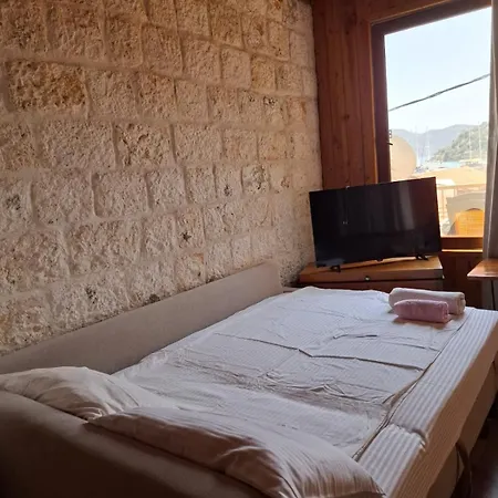 Kekova Hassan Pansiyonn 3*